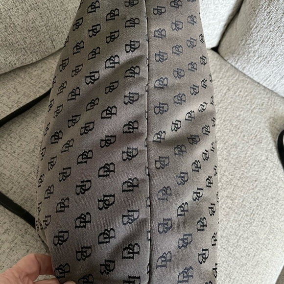 Dooney and Bourke Black&Brown Monogram Large Canvas and Leather Tote 18x13 - Picture 10 of 14
